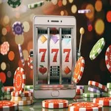 Dasbor promosi royalwin menampilkan cashback mingguan dan penawaran reload